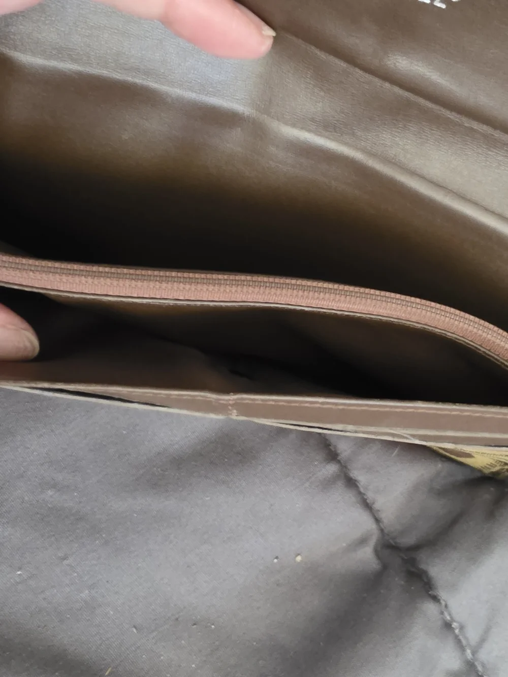AUTHENTIC Chanel Brown & Green Monogram Canvas Wallet - Picture 7 of 8